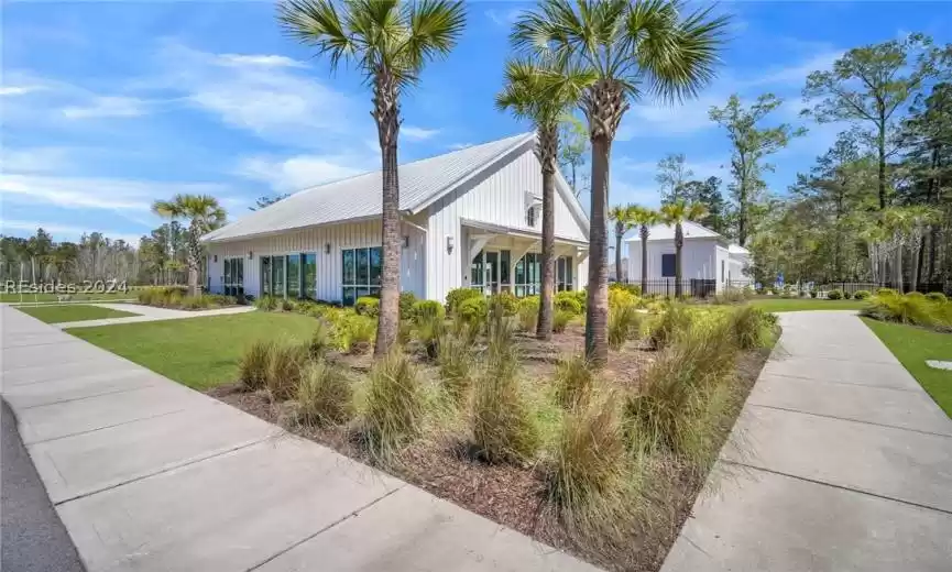 Bluffton, South Carolina 29909, 4 Bedrooms Bedrooms, ,3 BathroomsBathrooms,Residential,For Sale,442701