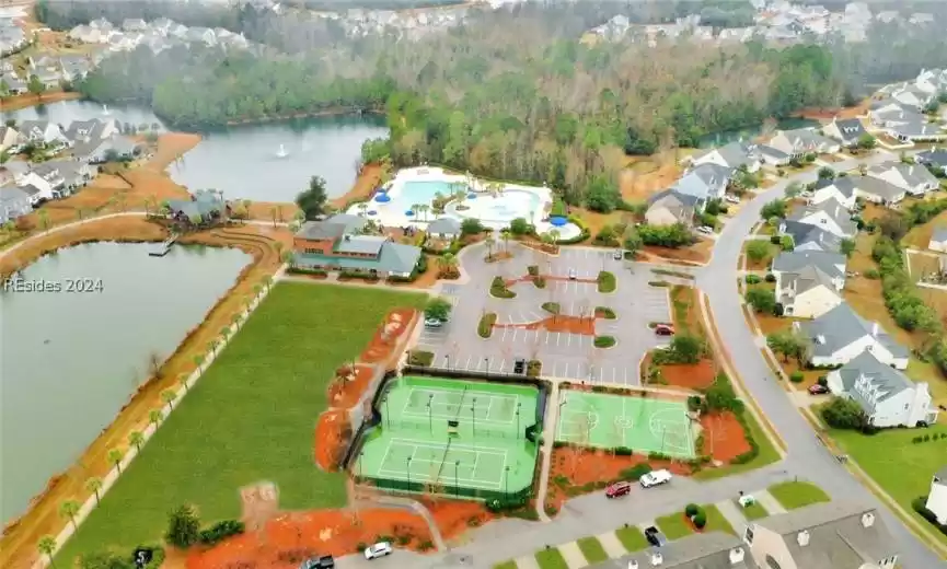 Bluffton, South Carolina 29909, 4 Bedrooms Bedrooms, ,3 BathroomsBathrooms,Residential,For Sale,442701