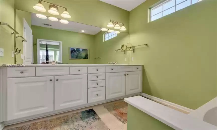 Bluffton, South Carolina 29909, 2 Bedrooms Bedrooms, ,2 BathroomsBathrooms,Residential,For Sale,441649