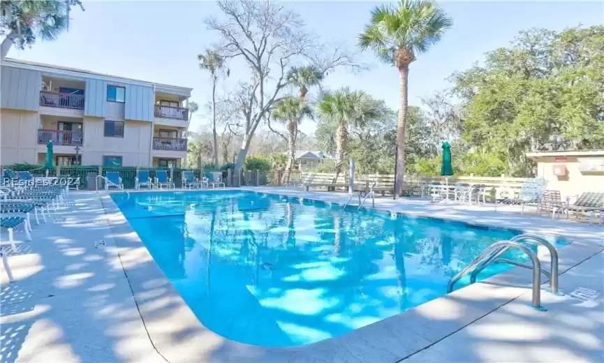 Hilton Head Island, South Carolina 29928, 2 Bedrooms Bedrooms, ,1 BathroomBathrooms,Residential,For Sale,443472