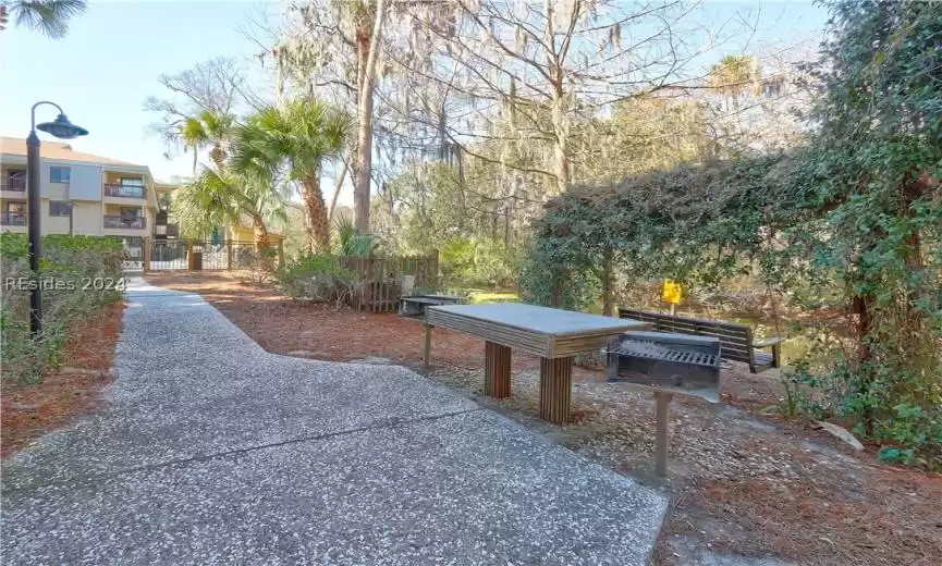 Hilton Head Island, South Carolina 29928, 2 Bedrooms Bedrooms, ,1 BathroomBathrooms,Residential,For Sale,443472