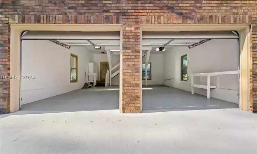 Beaufort, South Carolina 29902, 4 Bedrooms Bedrooms, ,4 BathroomsBathrooms,Residential,For Sale,441342