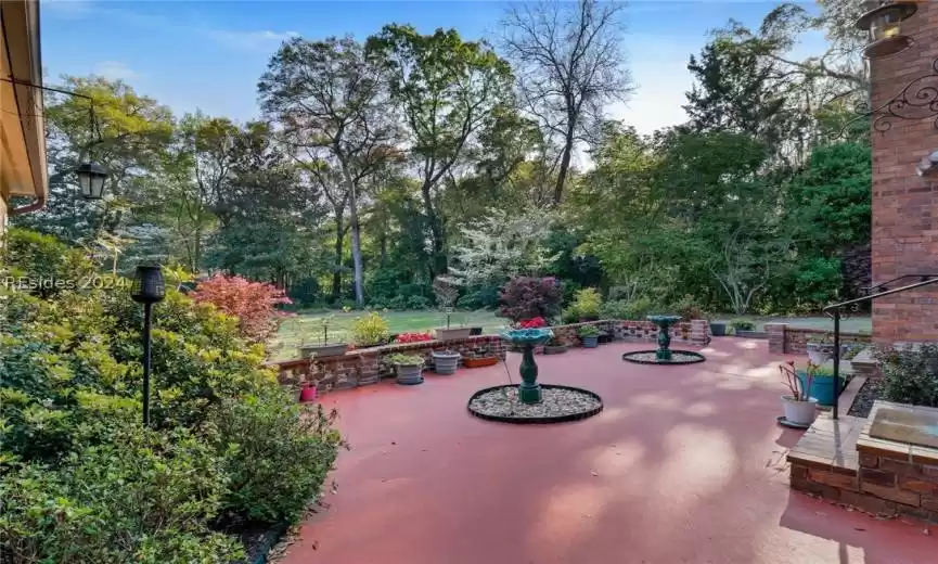 Beaufort, South Carolina 29902, 4 Bedrooms Bedrooms, ,4 BathroomsBathrooms,Residential,For Sale,441342