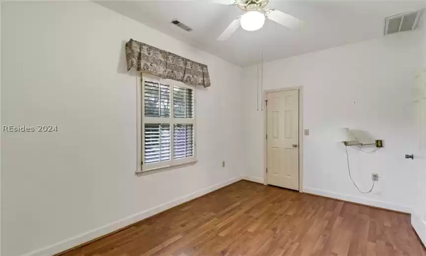 Beaufort, South Carolina 29902, 4 Bedrooms Bedrooms, ,4 BathroomsBathrooms,Residential,For Sale,441342