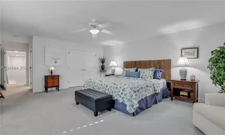 Very large Bonus Room with own bath and closet