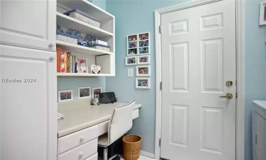 Laundry Room with Office Space