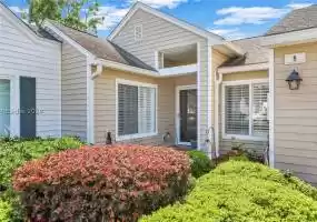 Bluffton, South Carolina 29909, 2 Bedrooms Bedrooms, ,2 BathroomsBathrooms,Residential,For Sale,443535