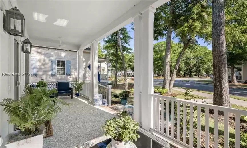 Beaufort, South Carolina 29907, 2 Bedrooms Bedrooms, ,2 BathroomsBathrooms,Residential,For Sale,443605