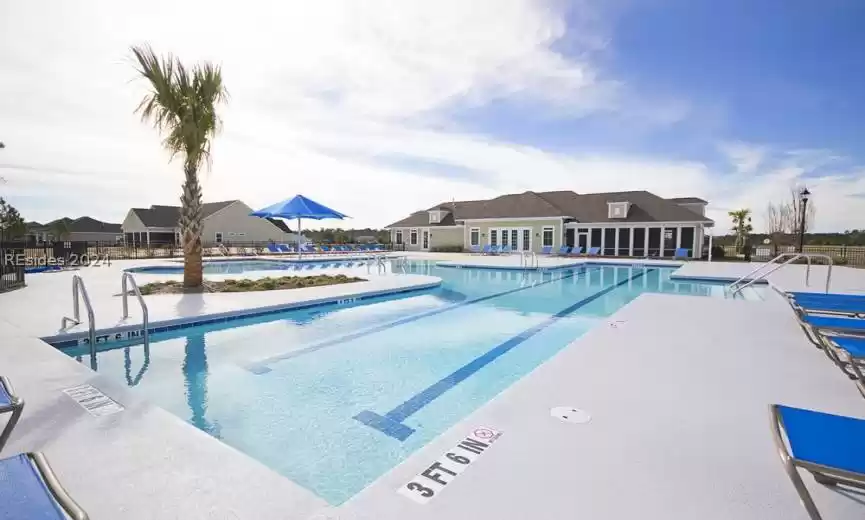 Private community pool & club house