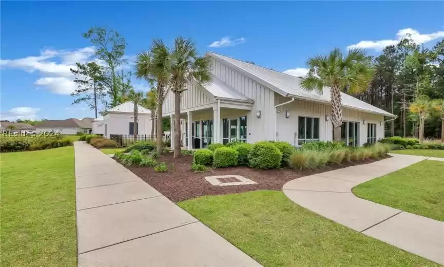 Clubhouse/fitness center