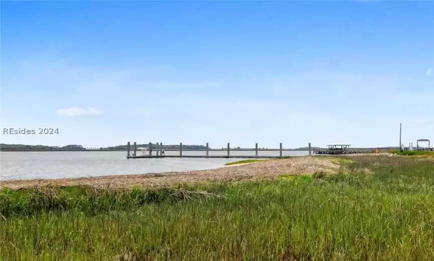 Port Royal, South Carolina 29935, 3 Bedrooms Bedrooms, ,2 BathroomsBathrooms,Residential,For Sale,443865