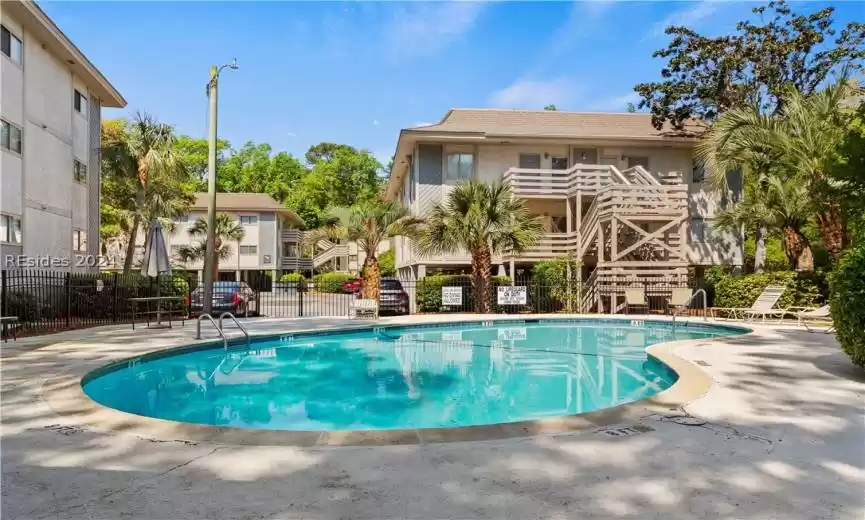 Hilton Head Island, South Carolina 29928, 2 Bedrooms Bedrooms, ,1 BathroomBathrooms,Residential,For Sale,443709