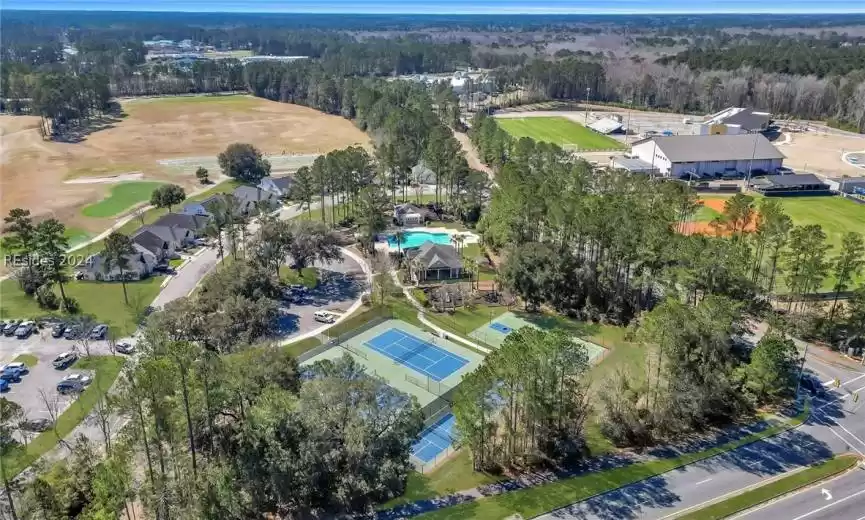 Bluffton, South Carolina 29910, 4 Bedrooms Bedrooms, ,3 BathroomsBathrooms,Residential,For Sale,442894