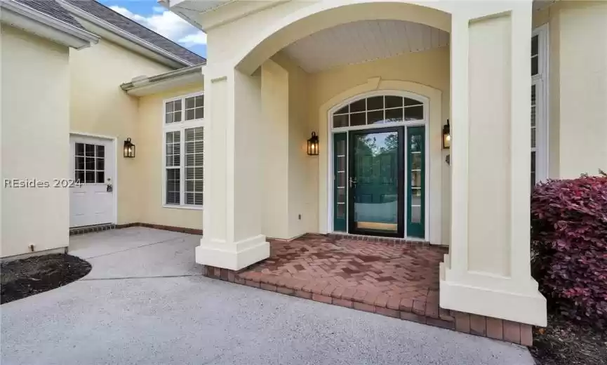 Bluffton, South Carolina 29910, 4 Bedrooms Bedrooms, ,3 BathroomsBathrooms,Residential,For Sale,442894