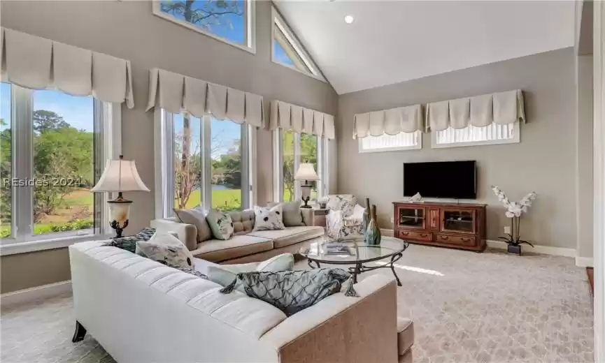 Bluffton, South Carolina 29910, 4 Bedrooms Bedrooms, ,4 BathroomsBathrooms,Residential,For Sale,442536