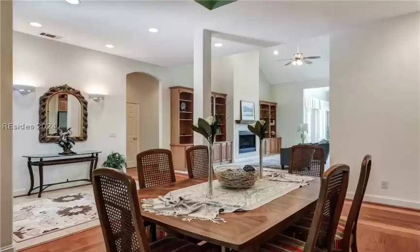 Bluffton, South Carolina 29910, 4 Bedrooms Bedrooms, ,4 BathroomsBathrooms,Residential,For Sale,442536