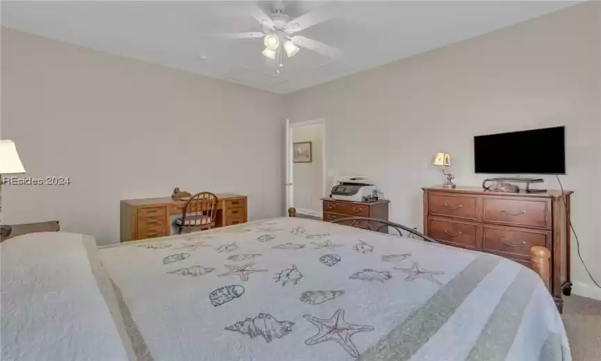 2nd bedroom