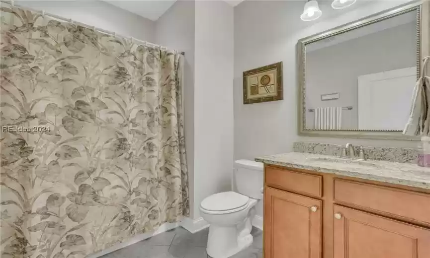 2nd bathroom