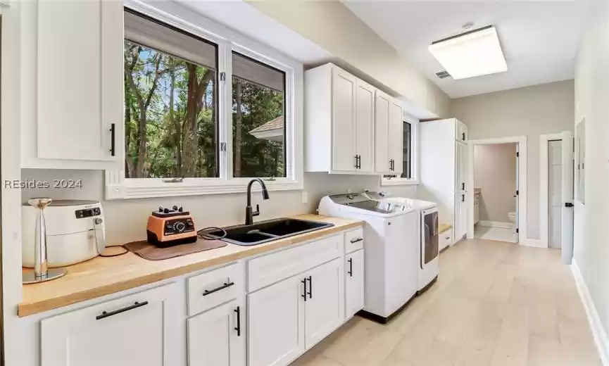 Hilton Head Island, South Carolina 29926, 4 Bedrooms Bedrooms, ,3 BathroomsBathrooms,Residential,For Sale,442307