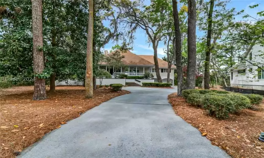Hilton Head Island, South Carolina 29926, 4 Bedrooms Bedrooms, ,3 BathroomsBathrooms,Residential,For Sale,442307