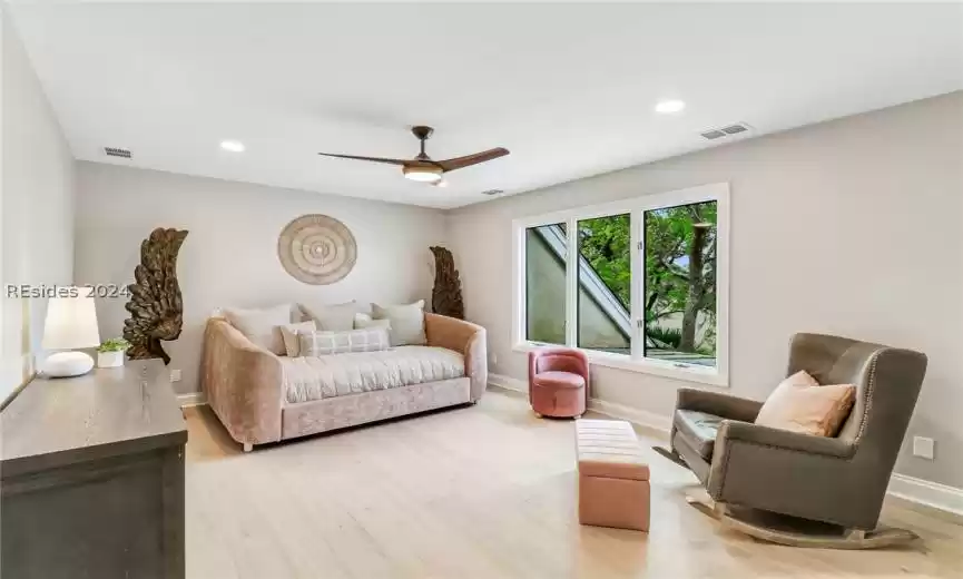 Upstairs Guest Bedroom 2