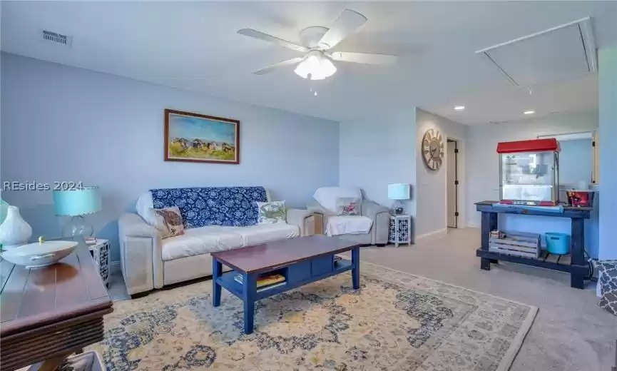 Upstairs Loft/Family Room