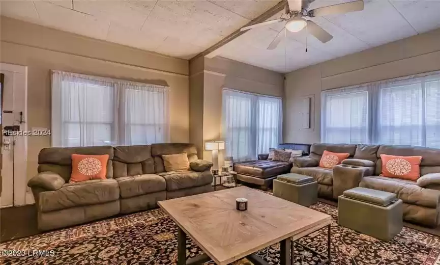 Ridgeland, South Carolina 29936, 3 Bedrooms Bedrooms, ,1 BathroomBathrooms,Residential,For Sale,442101