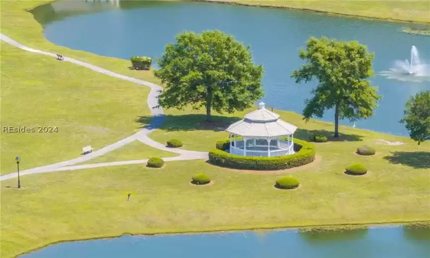 Drone / aerial view of Woodbridge gazebo