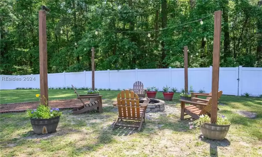 Firepit with polywood chairs