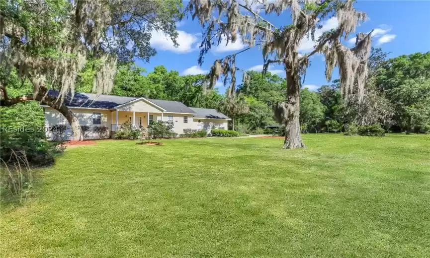 Saint Helena Island, South Carolina 29920, 3 Bedrooms Bedrooms, ,2 BathroomsBathrooms,Residential,For Sale,443658