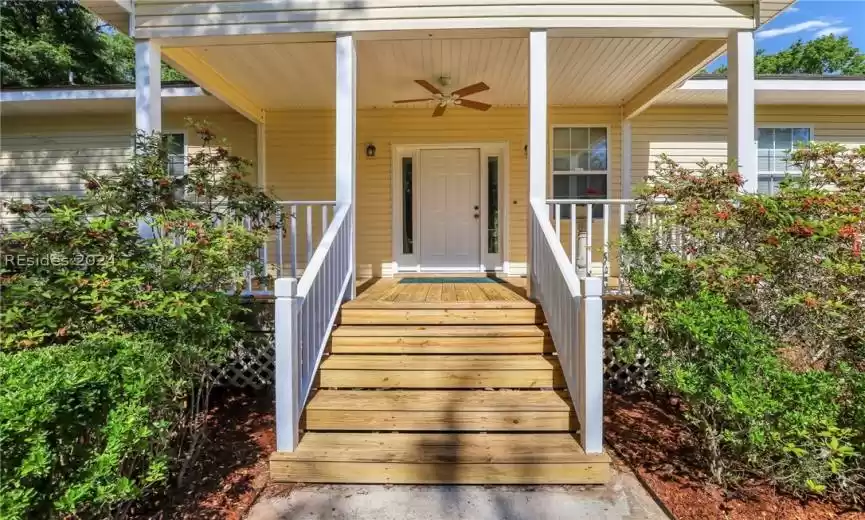 Saint Helena Island, South Carolina 29920, 3 Bedrooms Bedrooms, ,2 BathroomsBathrooms,Residential,For Sale,443658