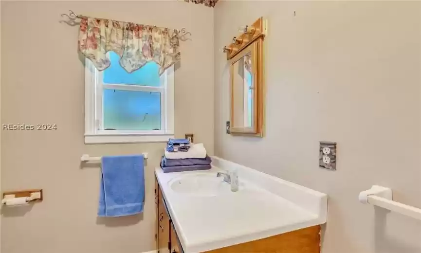 Saint Helena Island, South Carolina 29920, 3 Bedrooms Bedrooms, ,2 BathroomsBathrooms,Residential,For Sale,443658